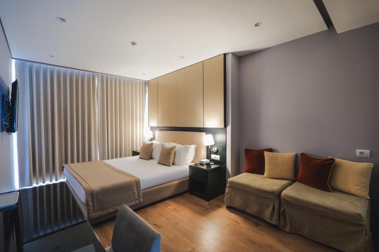 Hotel Oasis Sarande Luaran gambar