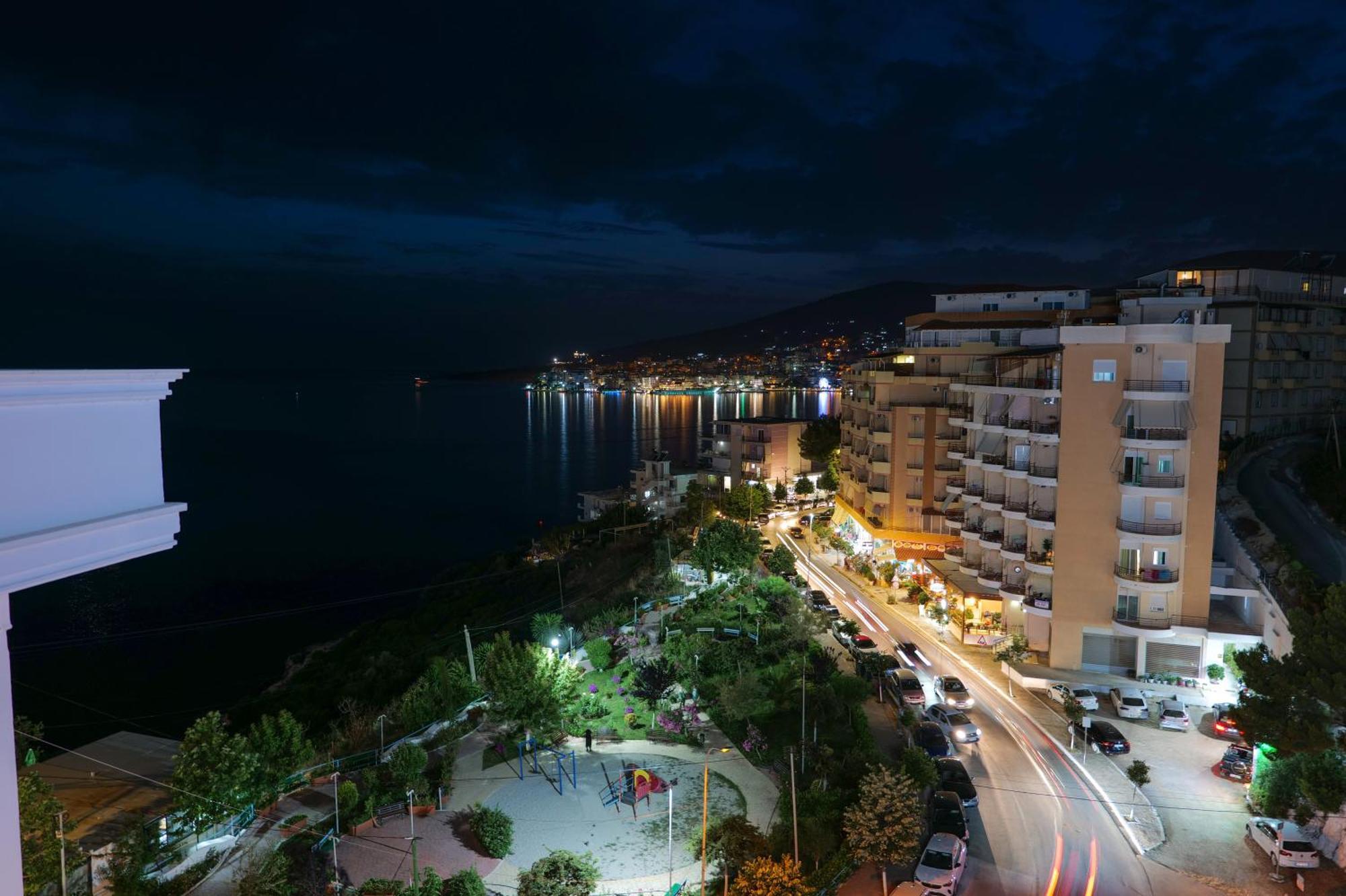 Hotel Oasis Sarande Luaran gambar