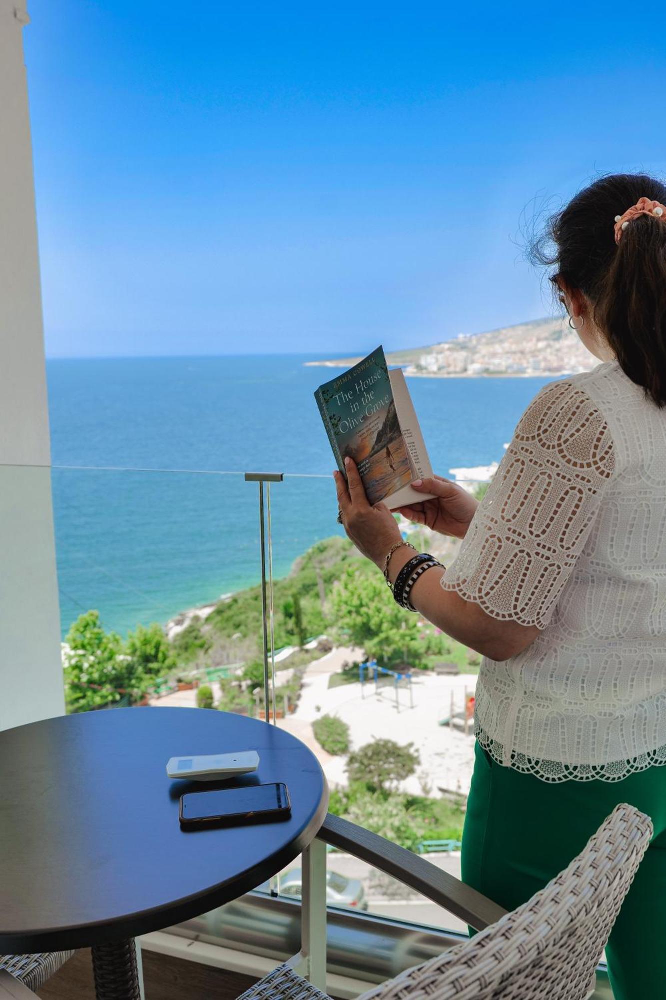 Hotel Oasis Sarande Luaran gambar