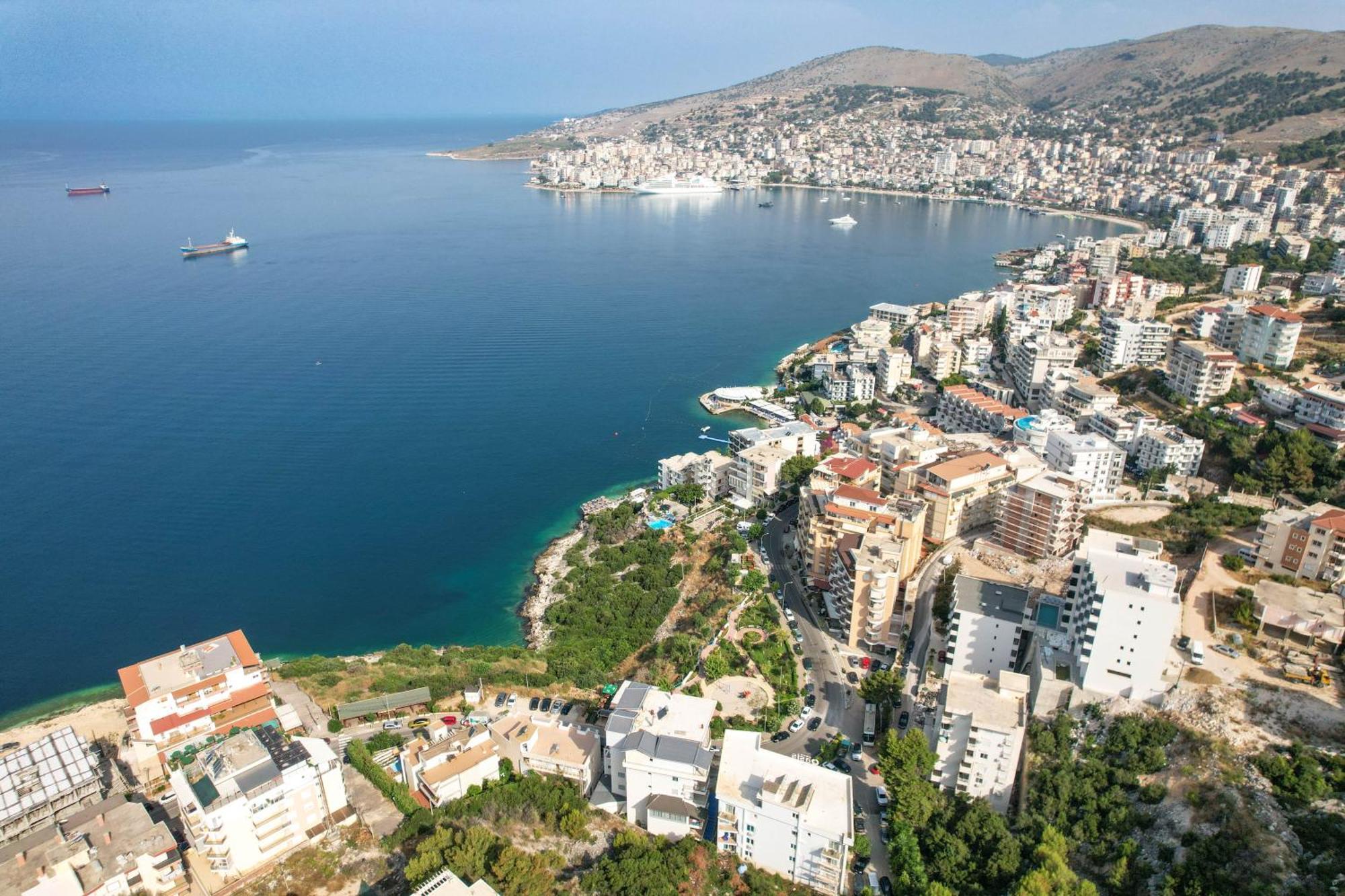 Hotel Oasis Sarande Luaran gambar